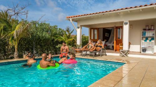 Casa Calida In Sabalpalm Villas