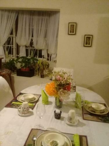 Abbe Dynasty: Ocean View Holiday Home