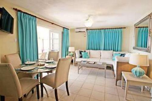 Rosalie Apt #2 By Bsl Rentals