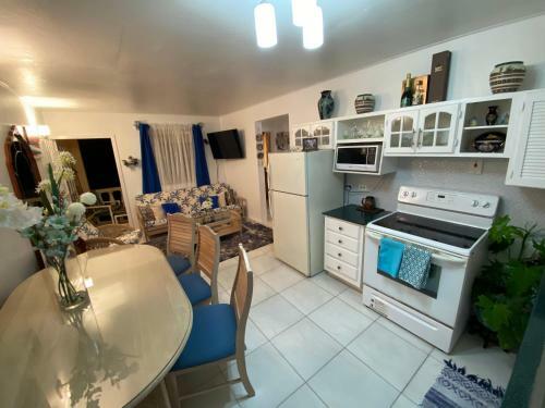 Searocks Beach Apartments