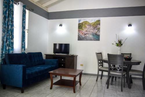 2 Bedroom Master Apartment In Roseau
