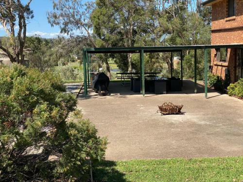 Lodge Hunter Homestead