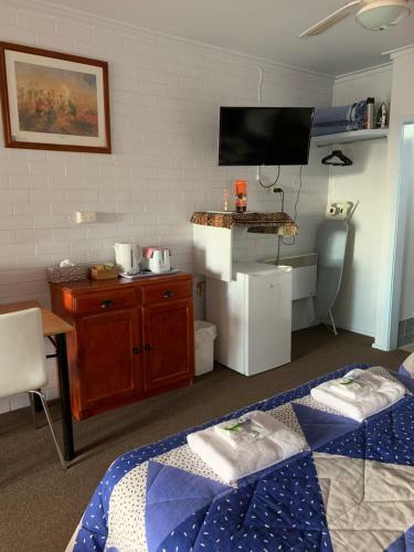 Stratford Motel
