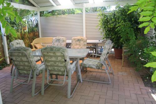 Hostal Jacaranda Guest House