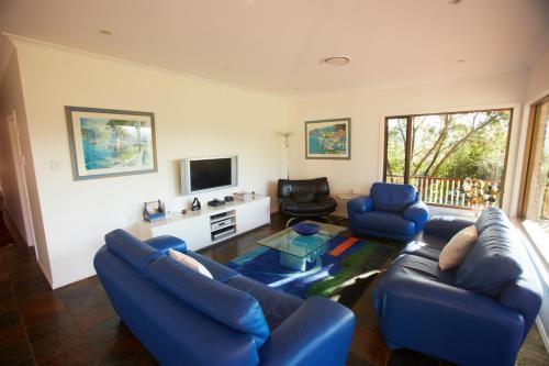 Barrington River House
