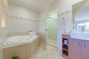 Aparthotel Terrigal Sails Serviced Apartments