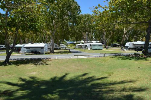 Mackay Blacks Beach Holiday Park