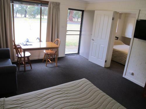 Golfers Lodge Motel