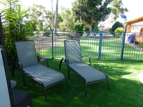 Golfers Retreat Motel