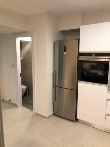 Buchman Apartment Near Center