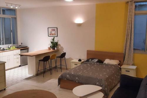 Tasteful Stay At The Cinnamon Studio Apartment
