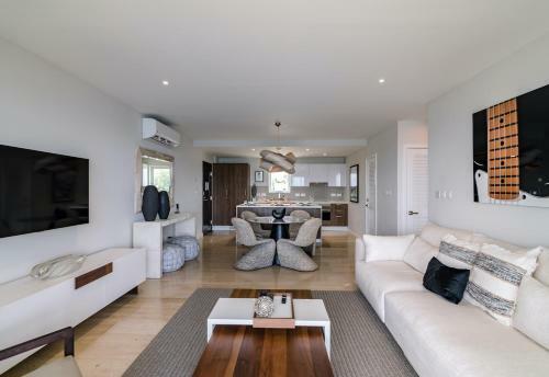 Apartamento Luxury Island View Suite With Pool