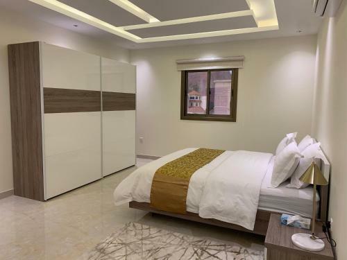 Luxury Fully Furnished Villa ???? ?????