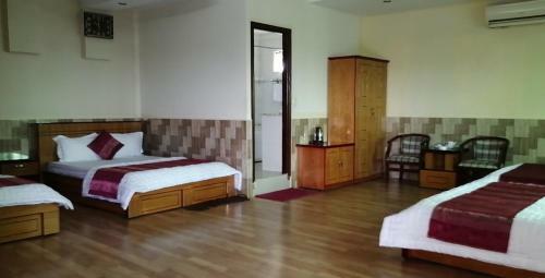 Hotel Kh�ch S?n Tu?n V?
