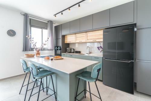 Stunning 4-bedroom Apartment Next To Achziv Beach
