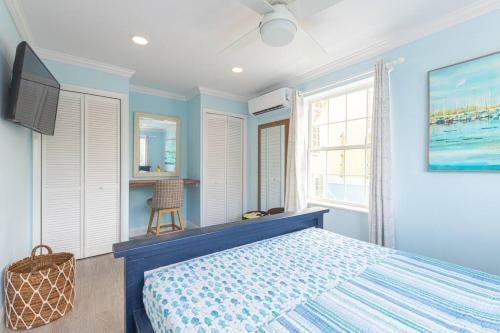 Harbour Mews Oceanfront Townhouse