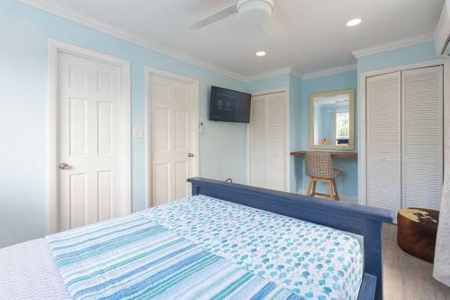 Harbour Mews Oceanfront Townhouse