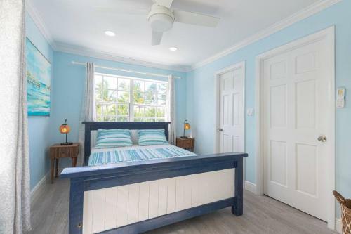 Harbour Mews Oceanfront Townhouse