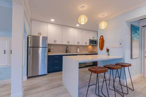 Harbour Mews Oceanfront Townhouse