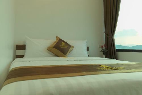 T??ng V�n Legend Hotel