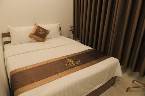 T??ng V�n Legend Hotel