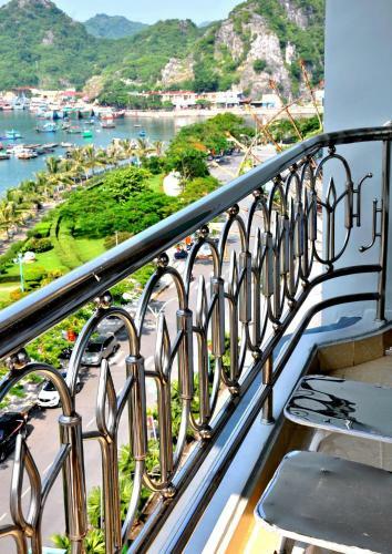 Private Balcony Hotel