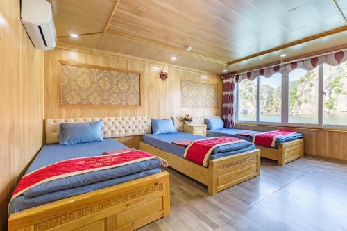 Catba Friendly Family Hotel