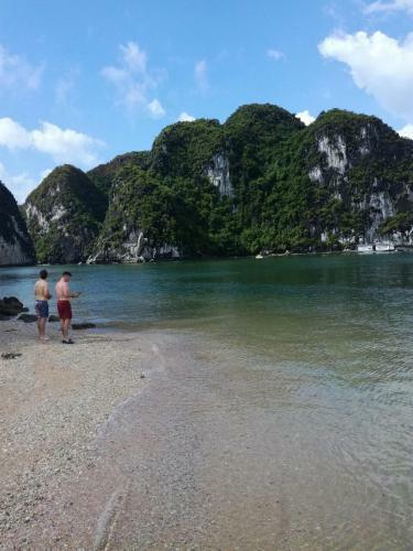 Cat Ba Thailand Hotel