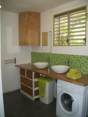 Mango Tree Lodge