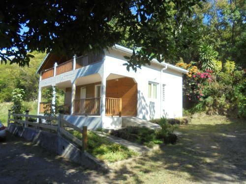 Apartamento G�tes Salonorat