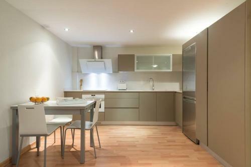 Brand New Apartment In The City Centre