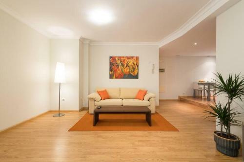 Brand New Apartment In The City Centre