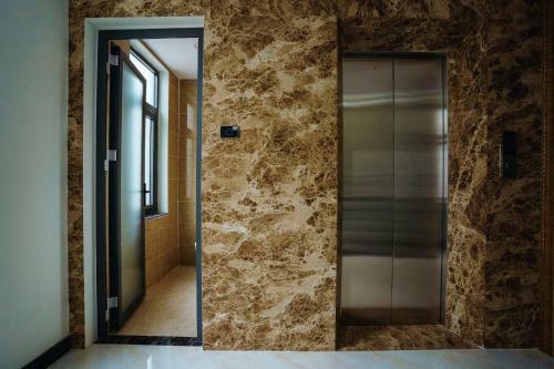 Hotel Luxhome Suite - Vincom Xu�n Kh�nh