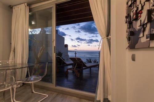 Stunning Beach Apartment