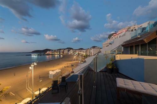 Stunning Beach Apartment