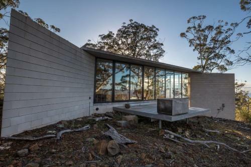 Villa Rocky Hills Retreat