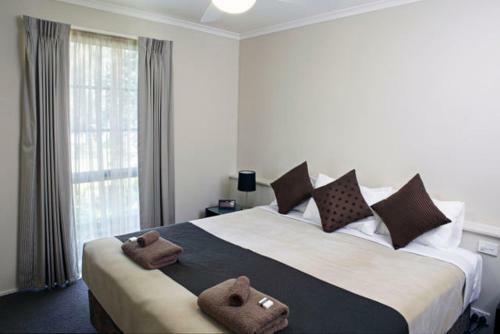 Hotel Winbi River Resort