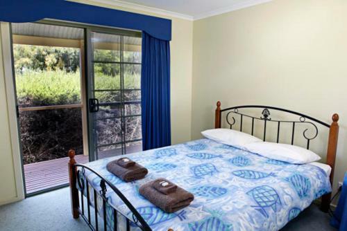 Hotel Winbi River Resort