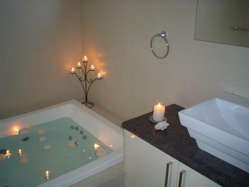 Hotel Deeluxe Riverspa Apartments