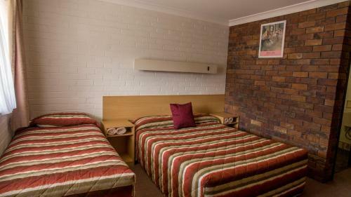 Arabella Motor Inn (formerly South Tweed Motor Inn)