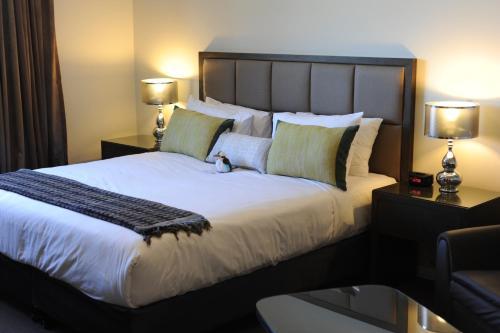 Hotel Riverside Oaks Golf Resort