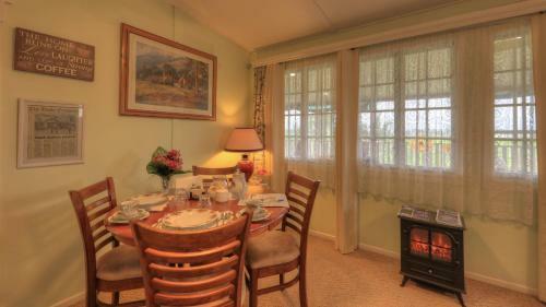 Andavine House - Bed & Breakfast