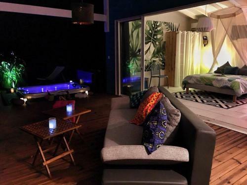 Lodge Du C�t� De Chez Swann