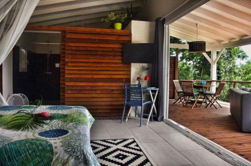 Lodge Du C�t� De Chez Swann