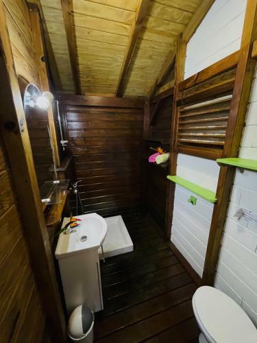 Les Lodges Des Hauts de Deshaies Bungalow Tobago
