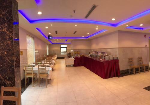 ???? ????? Thekra Hotel