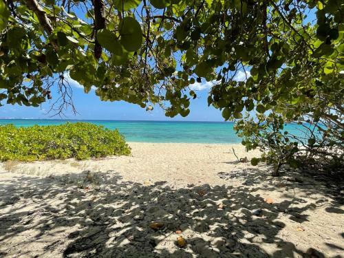 Apartamento Beach Side Tranquility, Calypso Cove, Unit 3