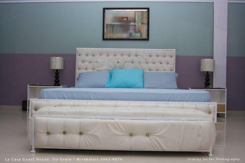 Hostal La Casa Guest House And Bar