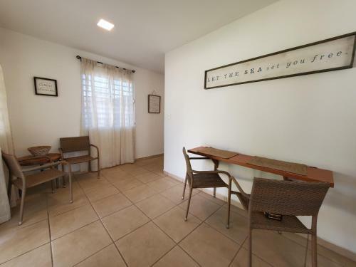 Comfty Apartment 8 Minute Walk From Beach