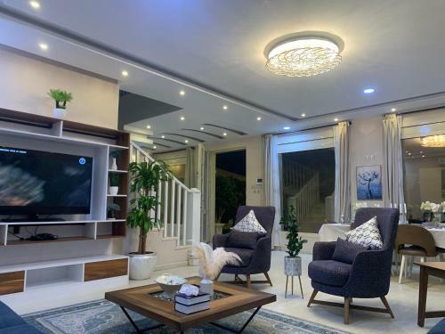 Chalet And Villa Velia